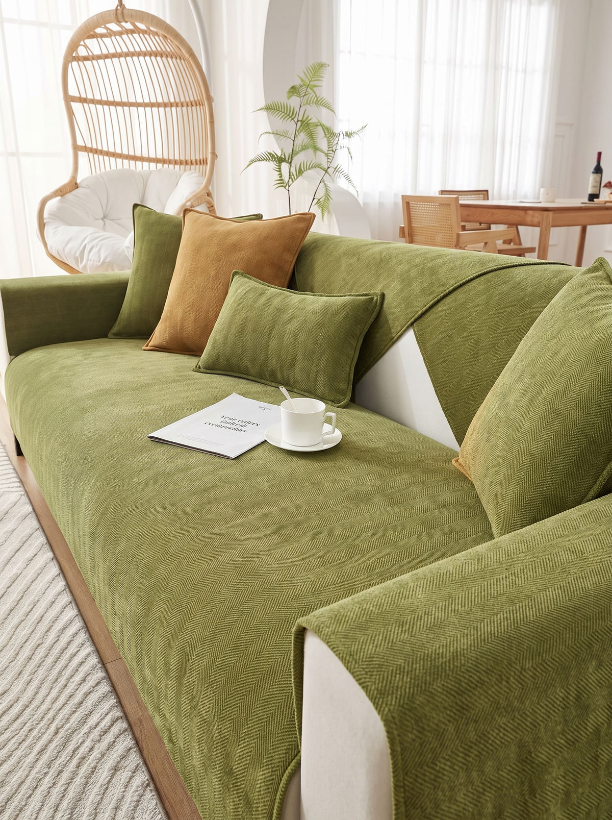 Beskytt sofaen med stil